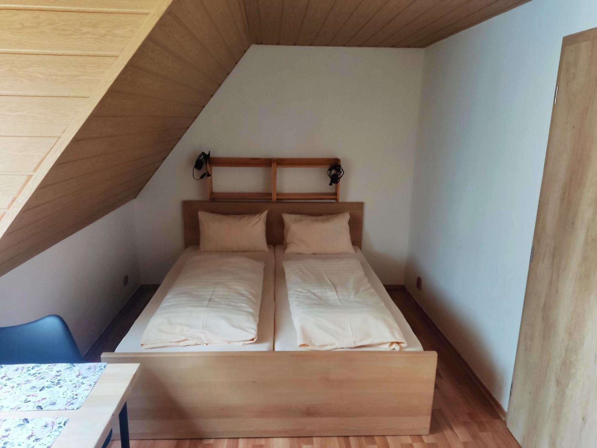 Penzion Lestiny Buitenkant foto