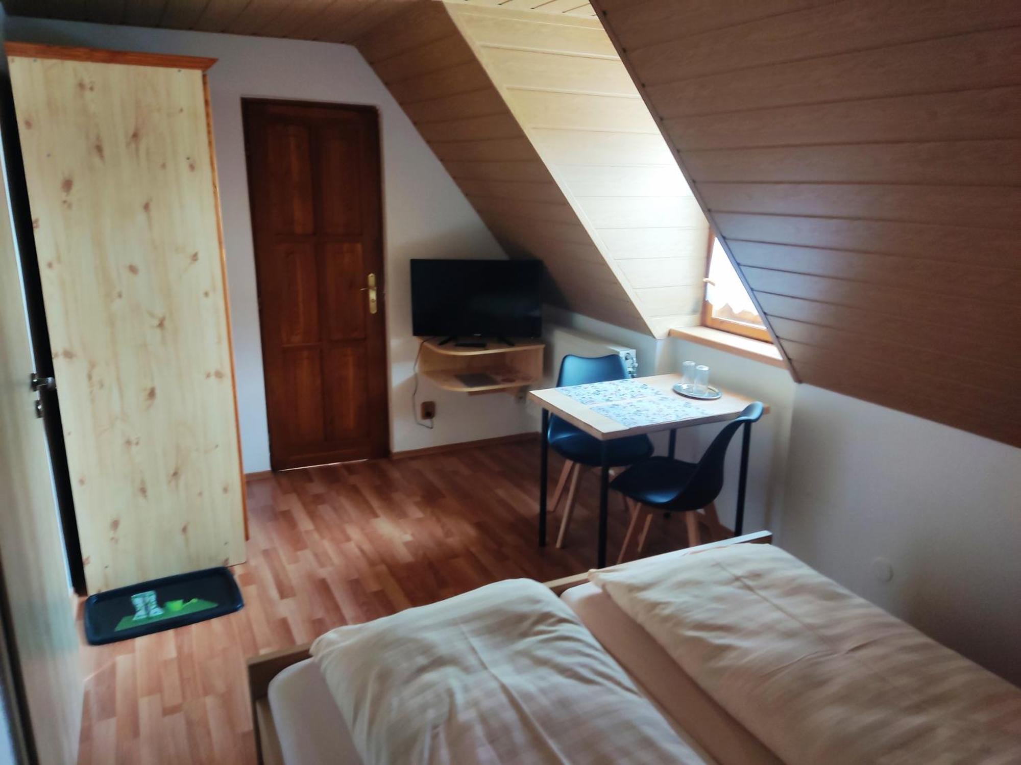 Penzion Lestiny Buitenkant foto